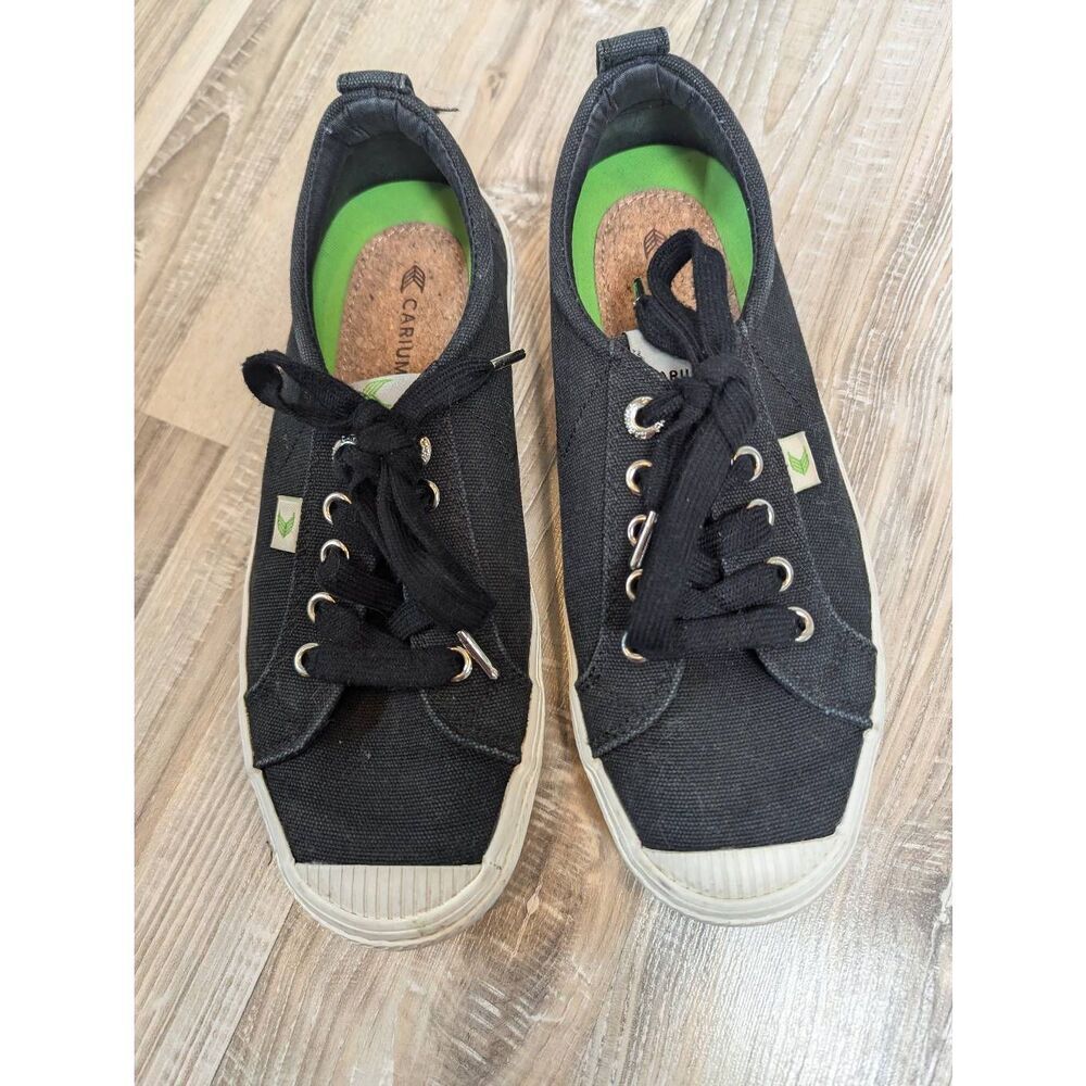 Cariuma Sneakers Unisex Wo 7/Mens 5.5 Black Canvas OCA Low Top Lace-Up Classic